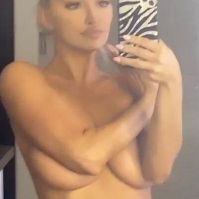 Lindsey Pelas Topless Mirror Selfie Video