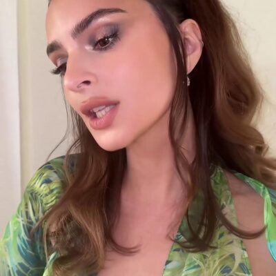 Emily Ratajkowski Sexy (13 Pics + Video) Leaked Nudes