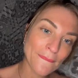 Margot Dulac Dildo Fucking Pussy in Bathtub