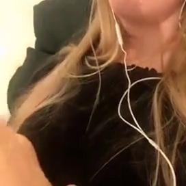 Danish Igetoffwhenyougetoff Livestream 2