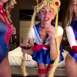 Hayley Maxfield – Slutty Cosplay Livestream