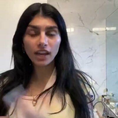 Mia Khalifa Nude Bathroom Livestream Leaked Leaked Nudes