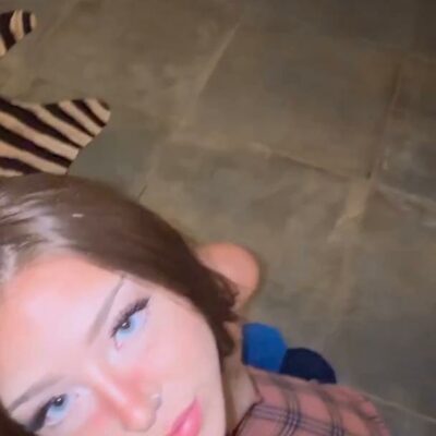 Callmeslooo Licks Cum From The Mirror Video Leaked Leaked Nudes